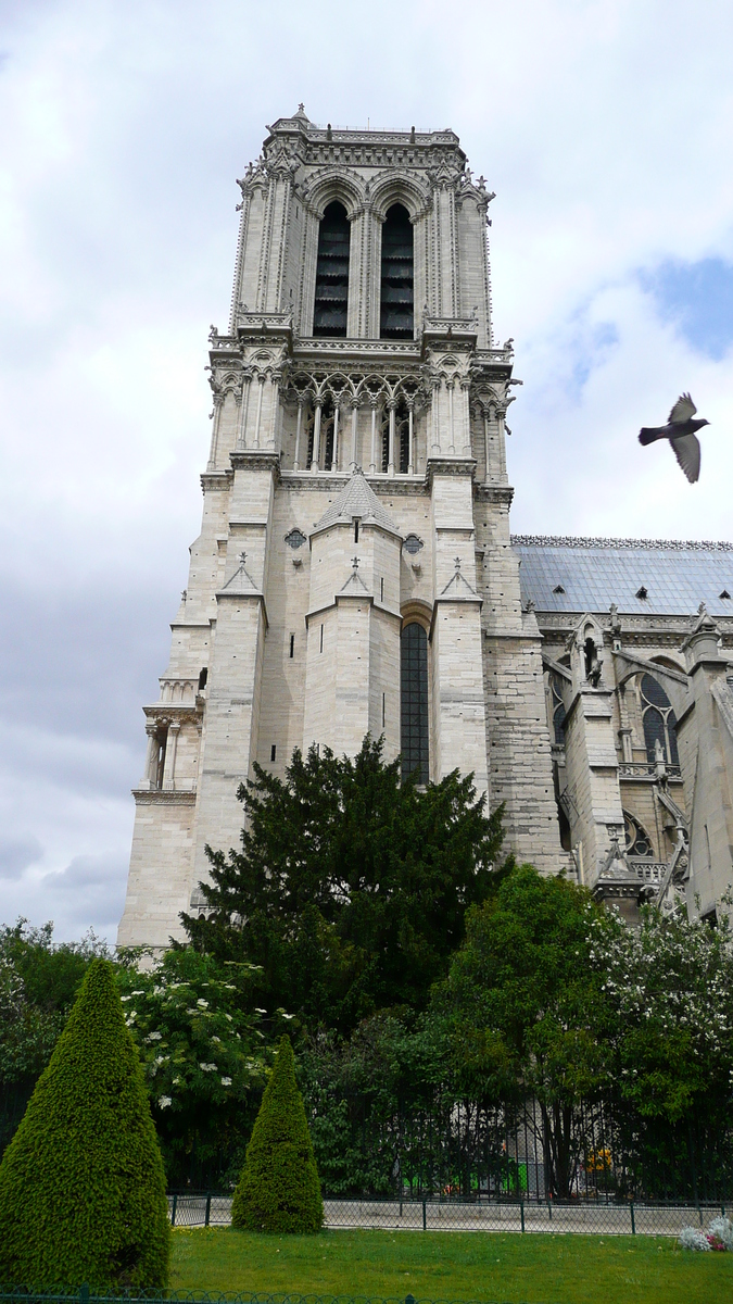 Picture France Paris Notre Dame 2007-05 53 - Land Notre Dame