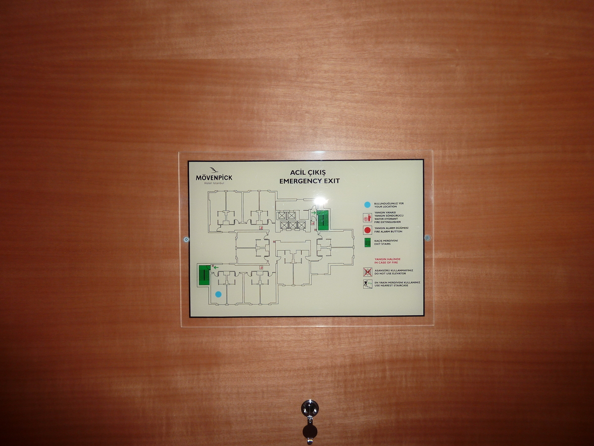 Picture Turkey Istanbul Movenpick Hotel 2009-08 4 - Savings Movenpick Hotel