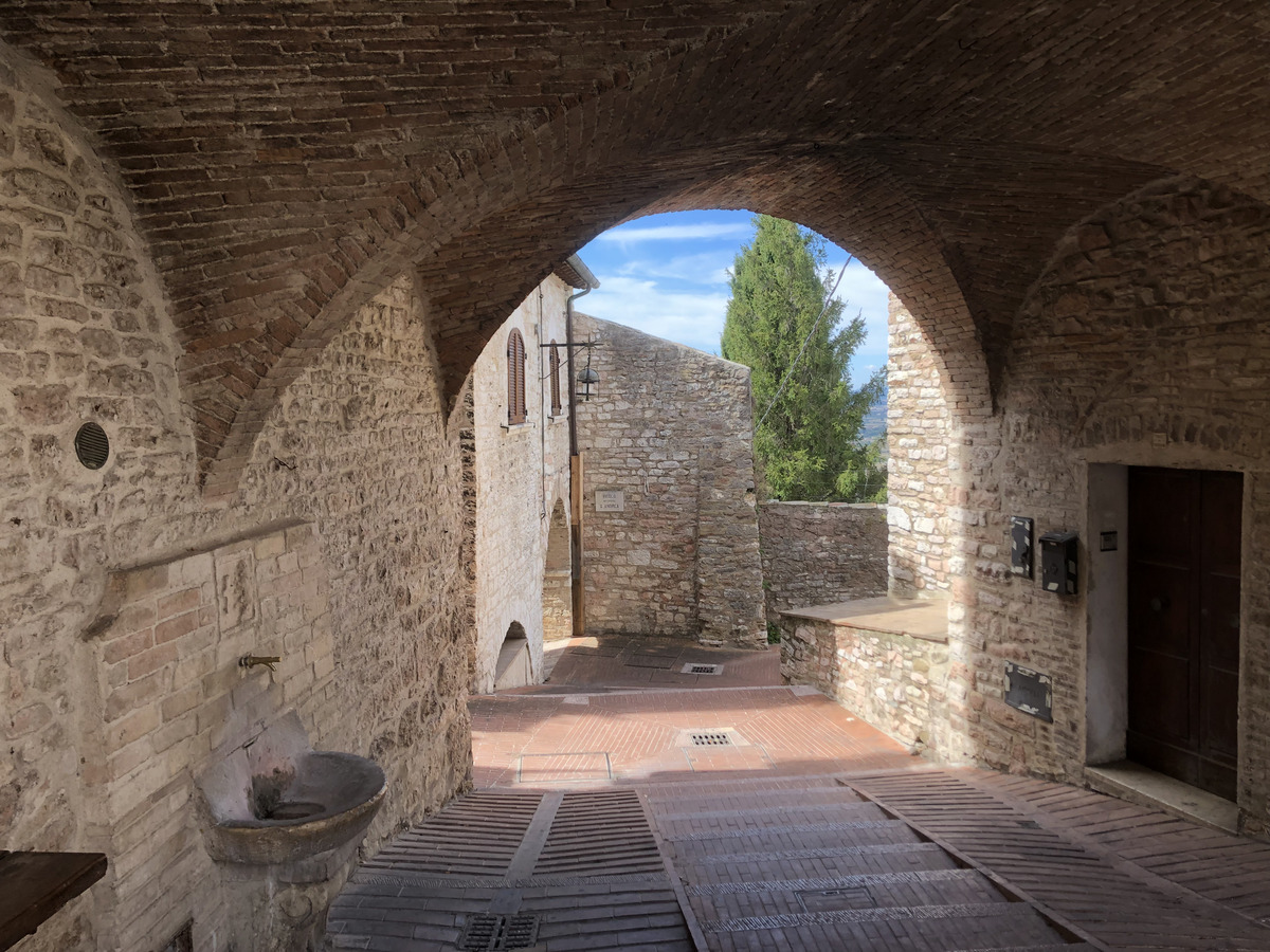 Picture Italy Assisi 2024-09 160 - Savings Assisi