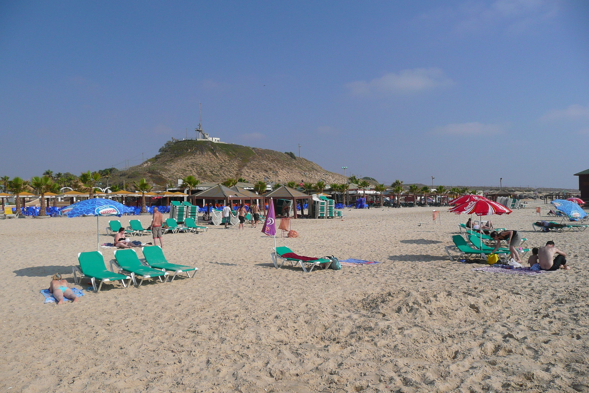 Picture Israel Rishon Le Zion Beach 2007-06 17 - Walking Street Rishon Le Zion Beach