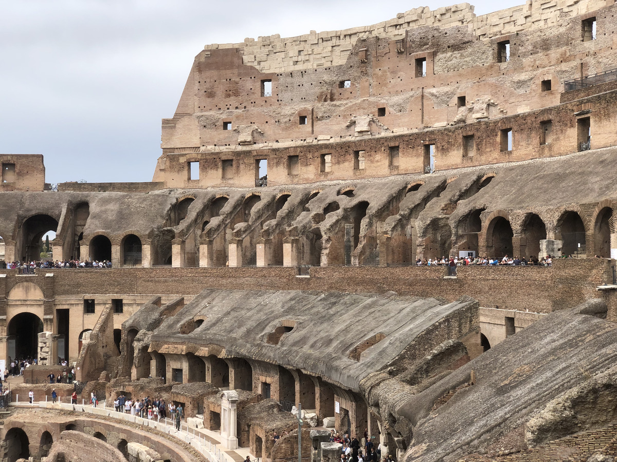 Picture Italy Rome The Colosseum 2024-09 19 - Monument The Colosseum