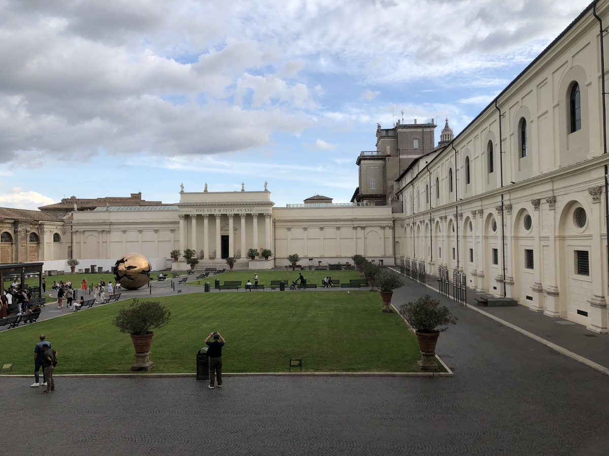 Picture Italy Rome Vatican Museum 2024-09 93 - Lands Vatican Museum