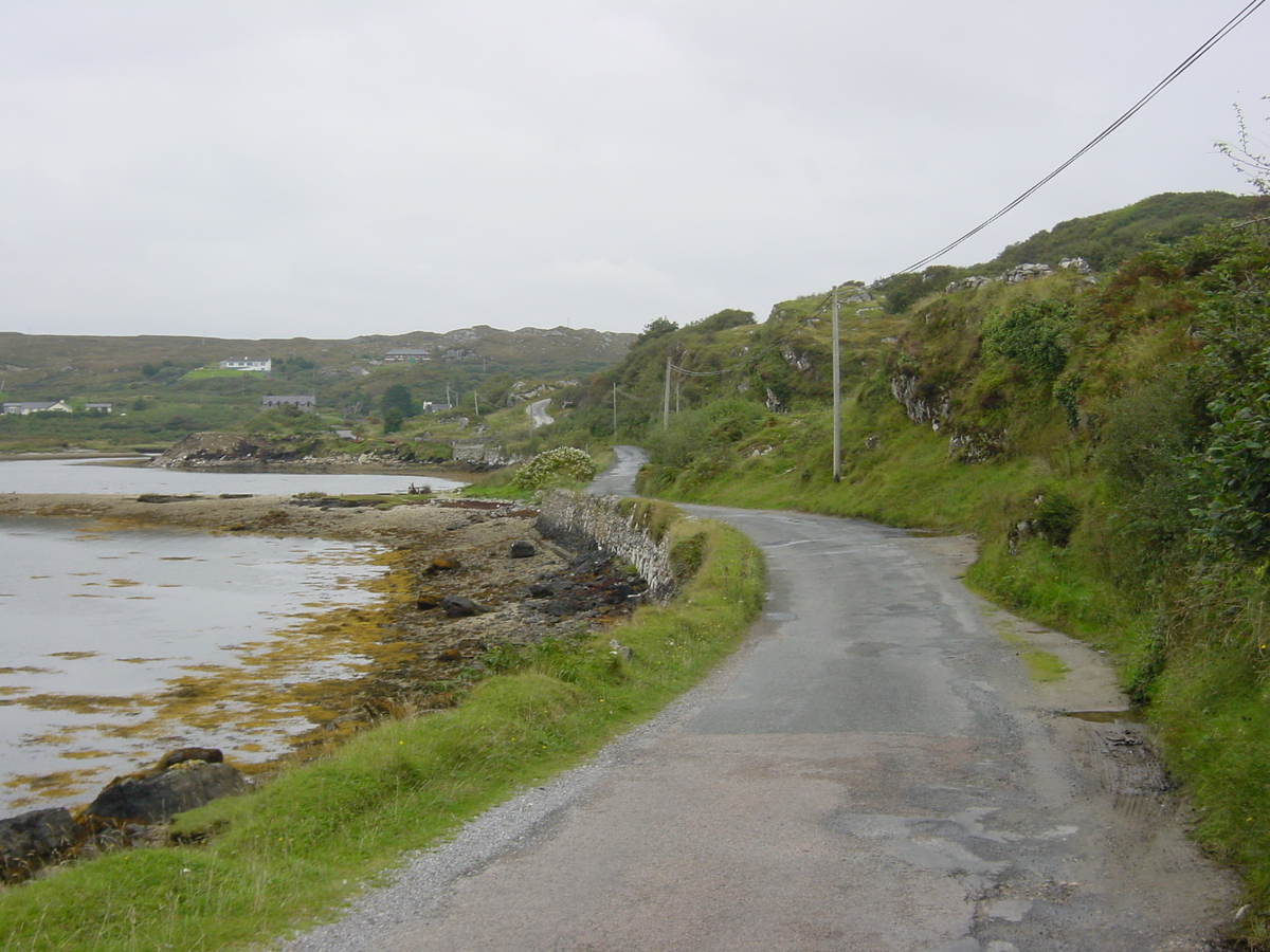 Picture Ireland Connemara 2003-09 55 - Streets Connemara
