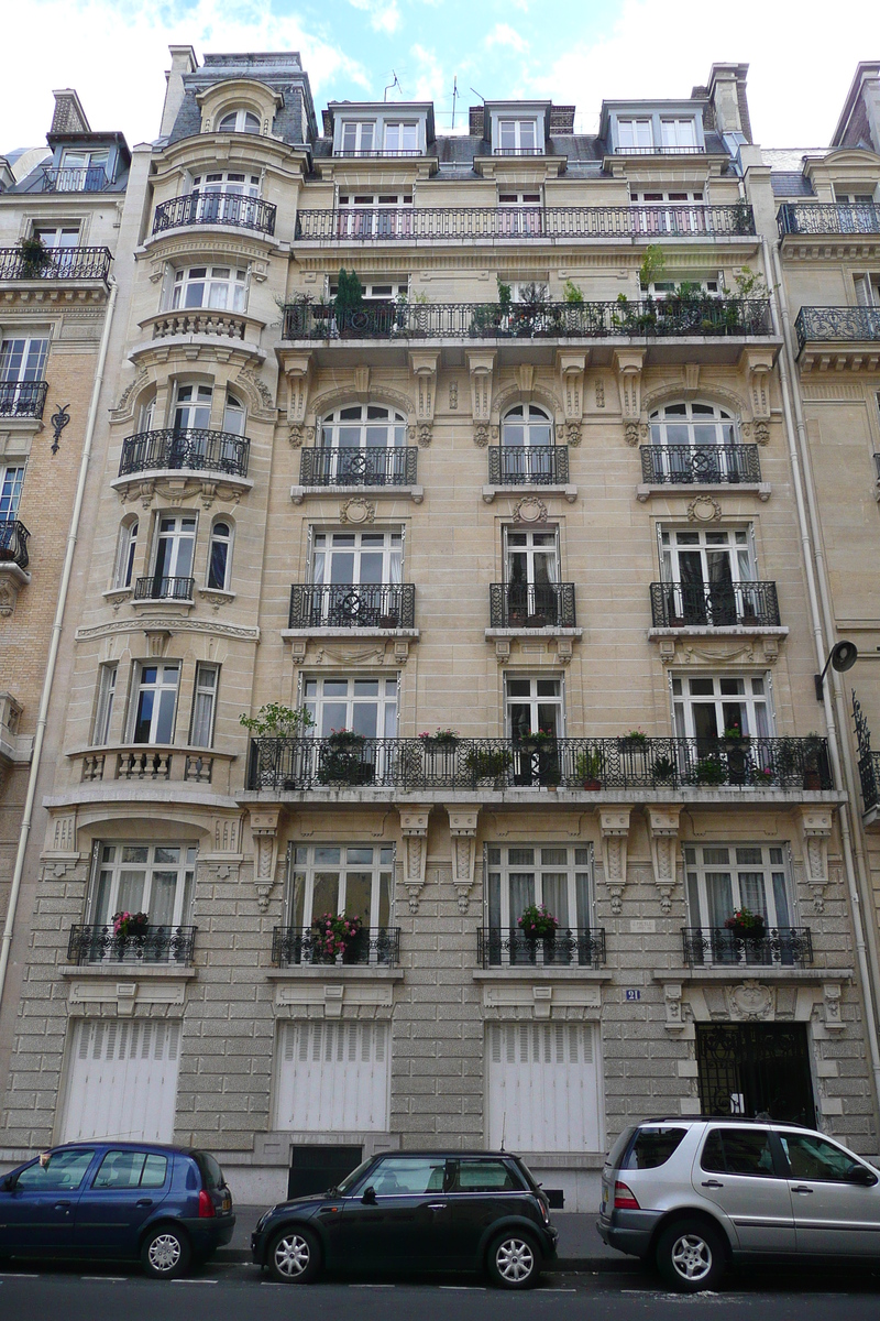 Picture France Paris Rue Ampere 2007-06 46 - Walking Street Rue Ampere