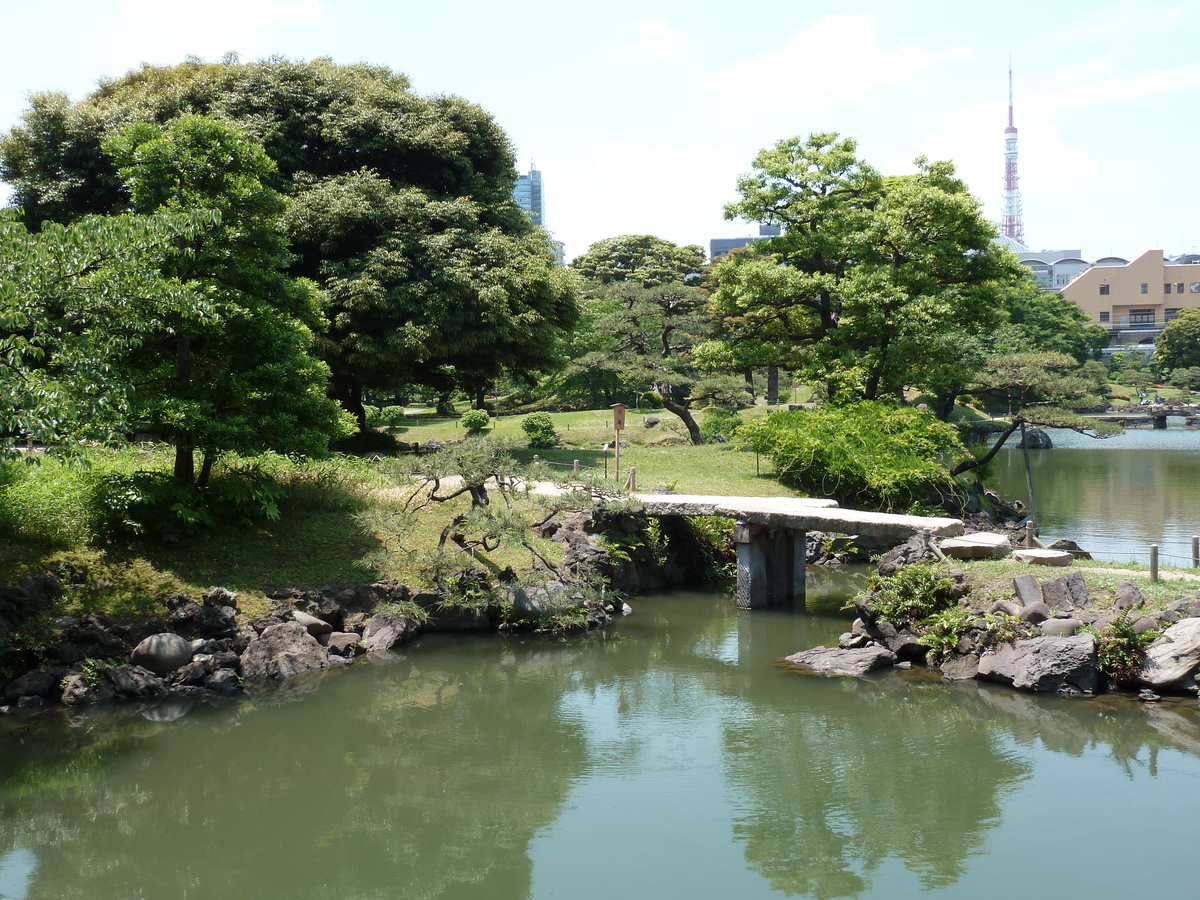 Picture Japan Tokyo Kyu Shiba rikyu Gardens 2010-06 30 - Walking Street Kyu Shiba rikyu Gardens