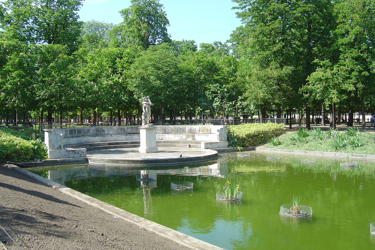 Picture France Paris Garden of Tuileries 2007-05 346 - Resorts Garden of Tuileries