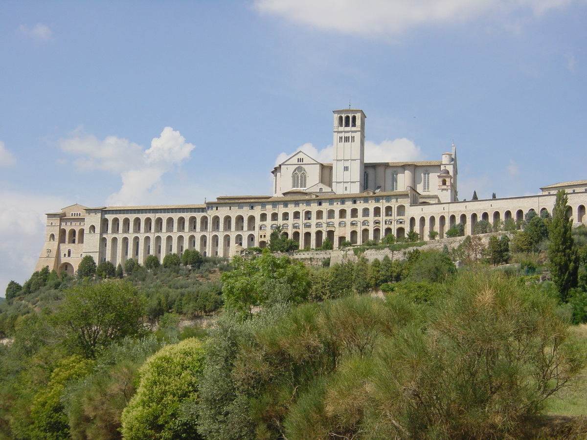 Picture Italy Assisi 2002-07 52 - City Sight Assisi