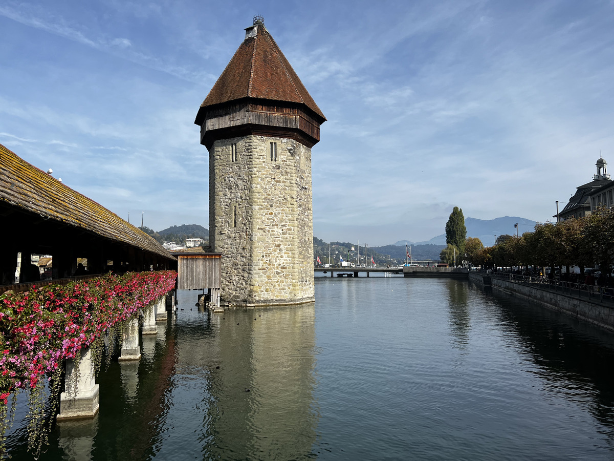 Picture Swiss Luzern 2023-10 34 - Lakes Luzern