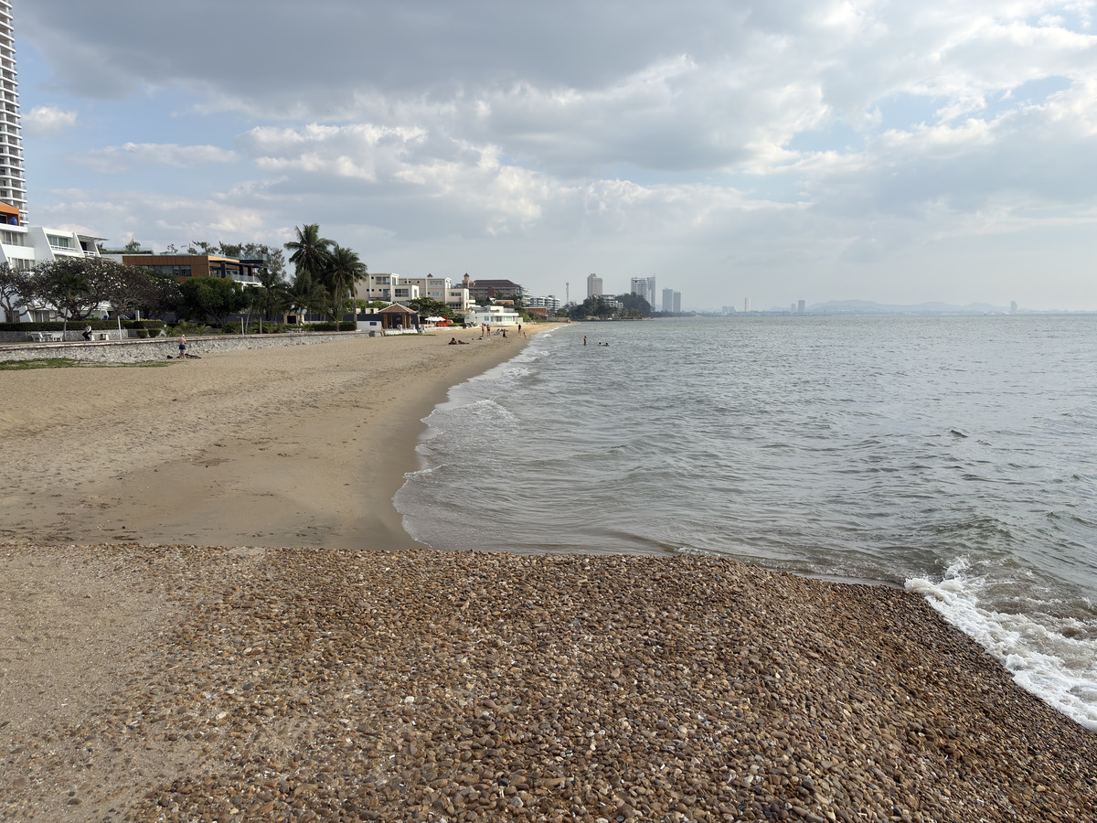 Picture Thailand Jomtien Beach 2025-12 1 - Shopping Jomtien Beach
