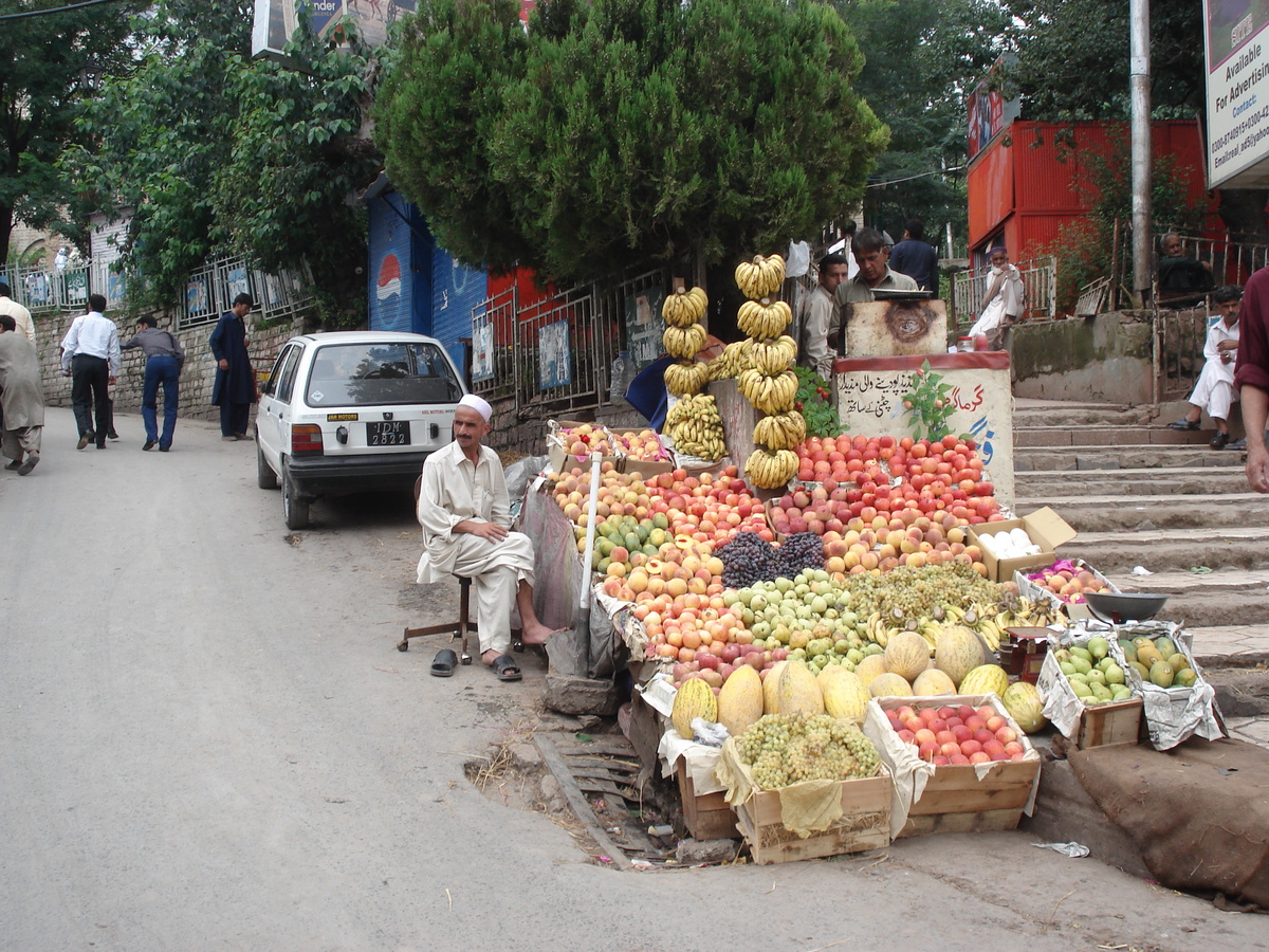 Picture Pakistan Murree 2006-08 73 - Streets Murree