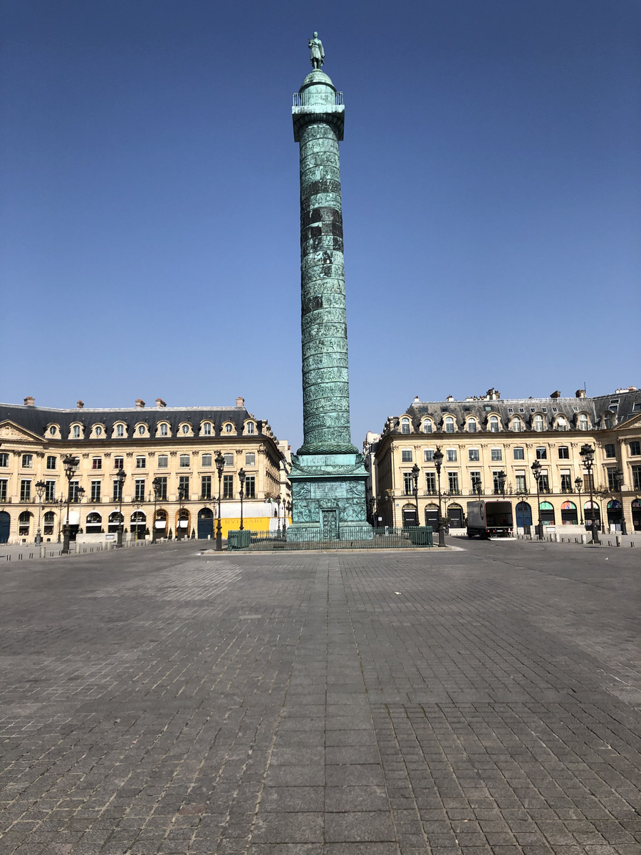 Picture France Paris lockdown 2020-03 17 - Sunrise Paris lockdown