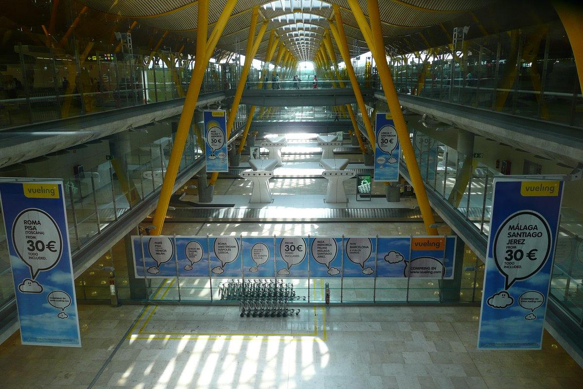 Picture Spain Madrid Barajas Airport 2007-09 72 - Lakes Barajas Airport