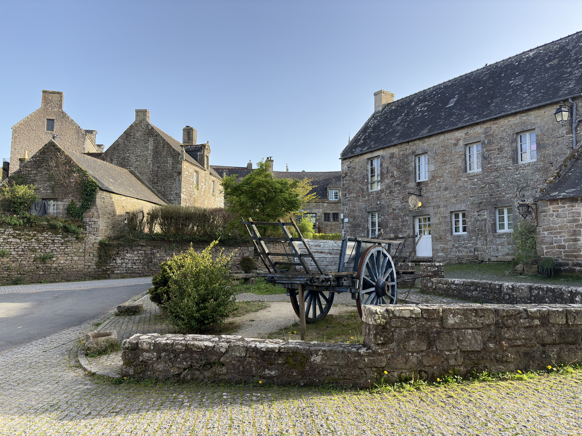 Picture France Locronan 2026-04 94 - Sauna Locronan