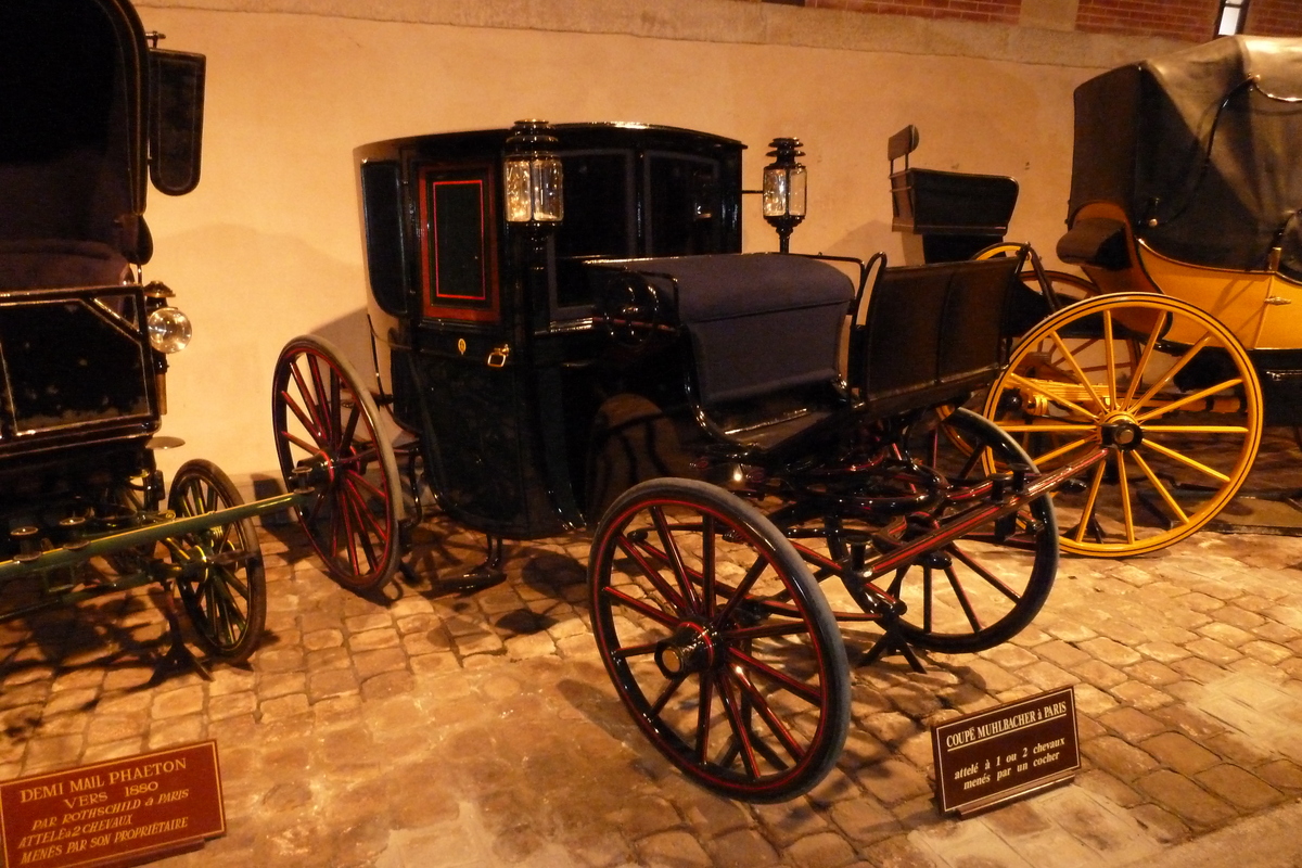 Picture France Vaux Le Vicomte Castle Horse driven carriages museum 2010-09 23 - Hotel Pool Horse driven carriages museum