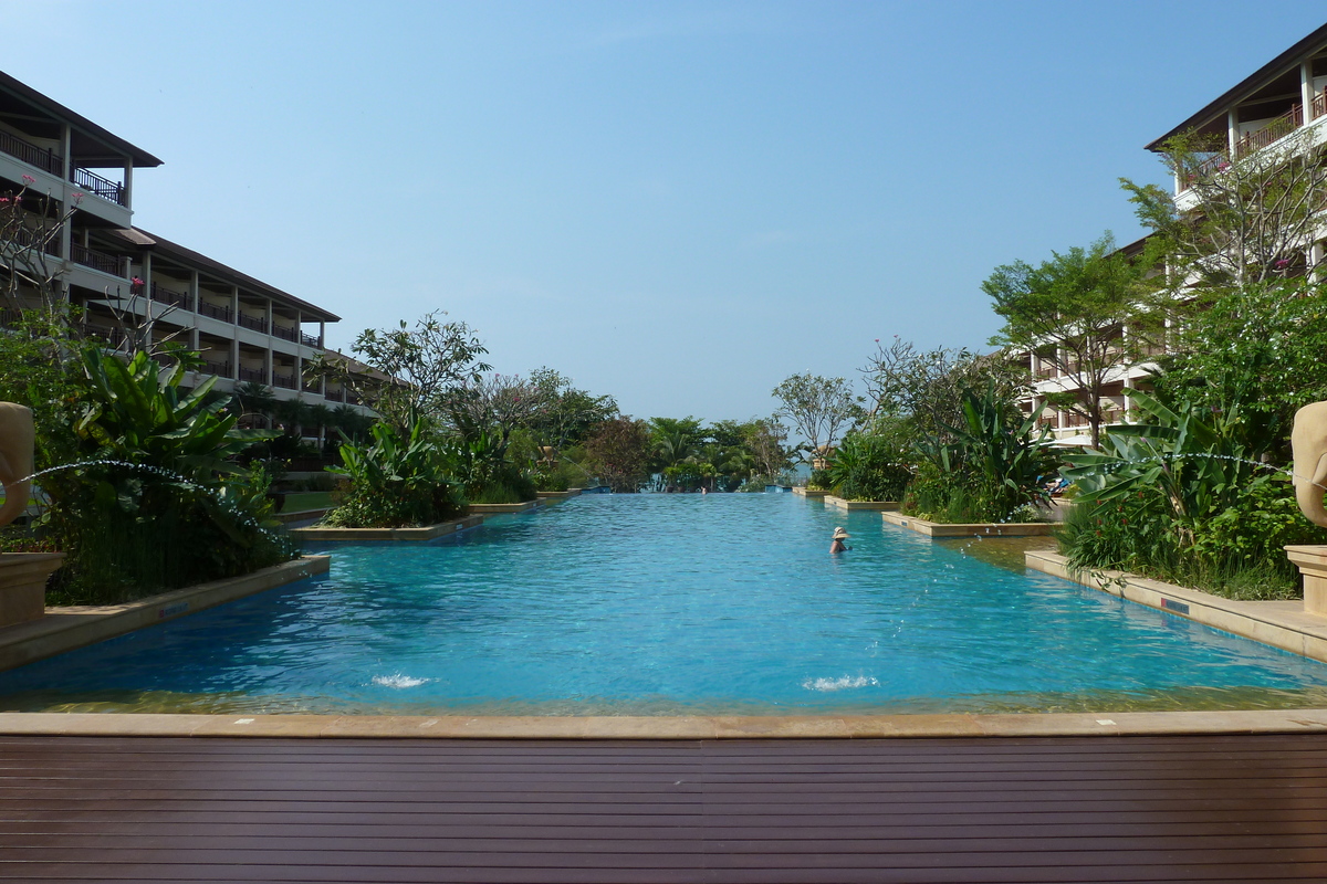 Picture Thailand Pattaya Grand Heritage Hotel 2011-01 22 - Shopping Grand Heritage Hotel