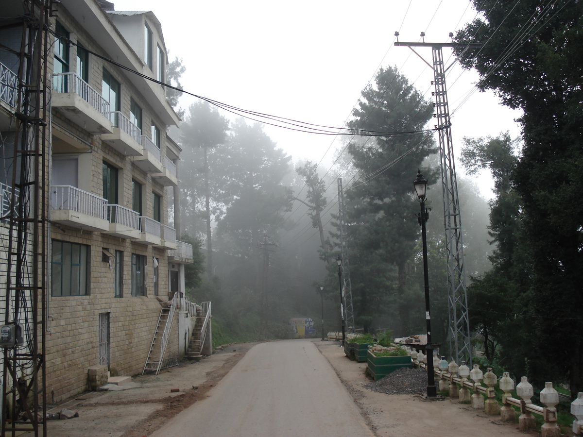 Picture Pakistan Murree 2006-08 57 - City Sight Murree