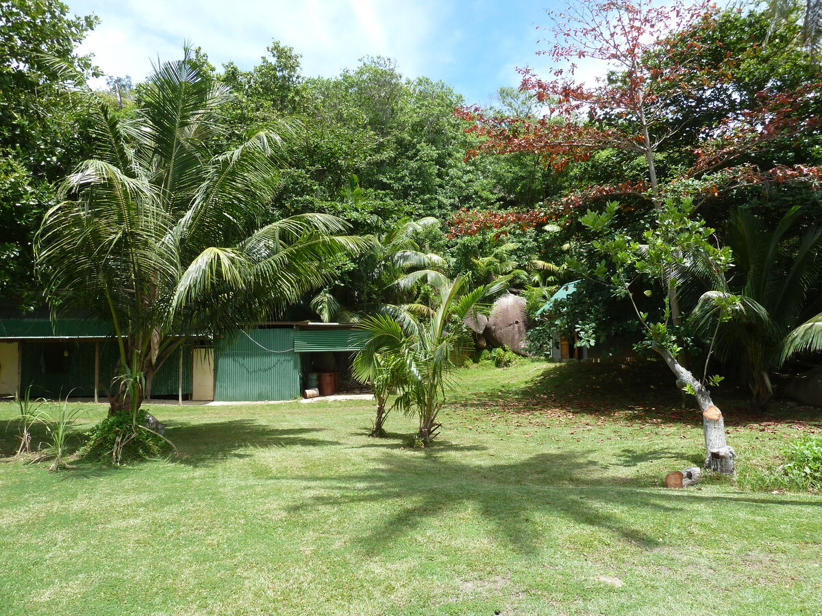 Picture Seychelles Grande Soeur 2011-10 86 - Streets Grande Soeur