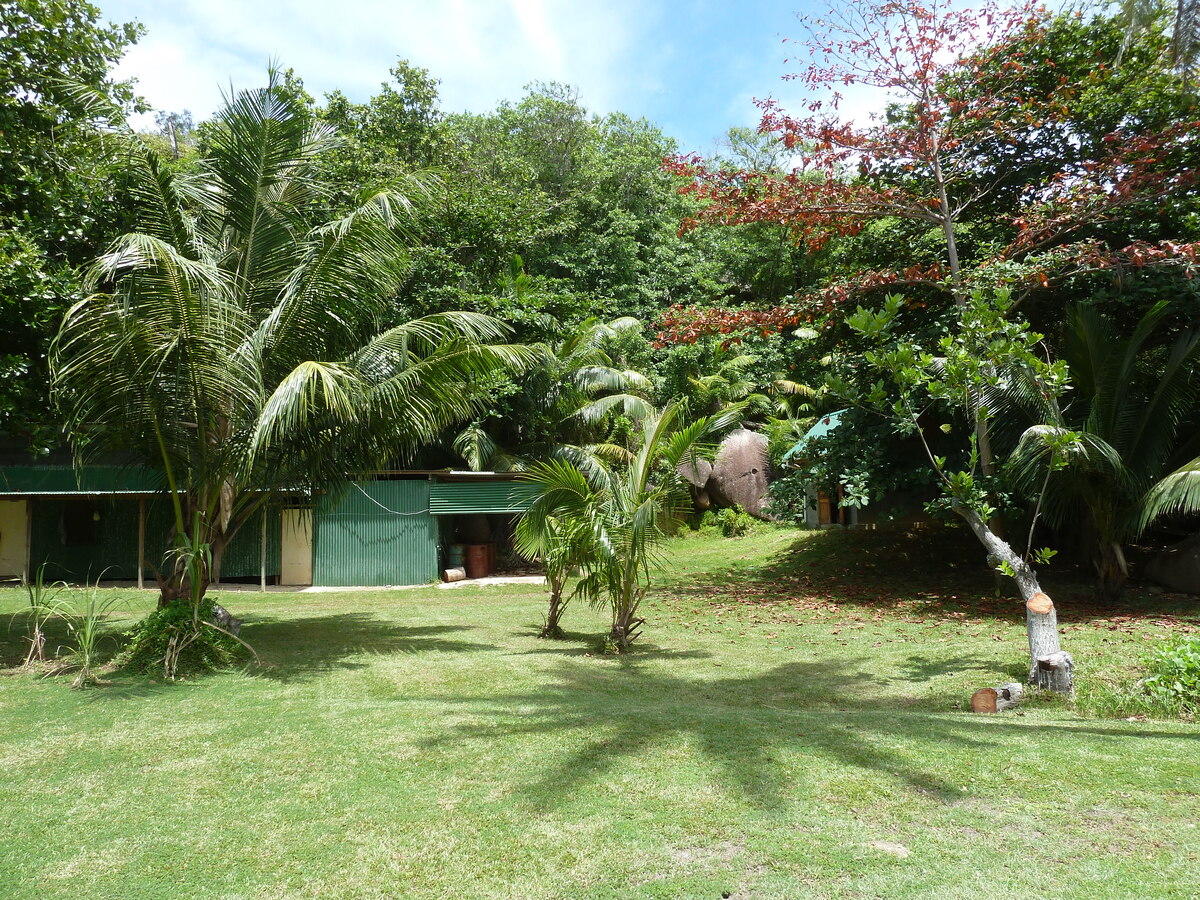 Picture Seychelles Grande Soeur 2011-10 86 - Streets Grande Soeur