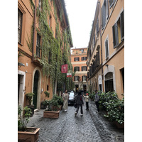 Picture Italy Rome 2024-09 70 - Shopping Rome