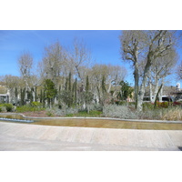 Picture France Aix en Provence Place du General de Gaulle 2008-04 24 - Lake Place du General de Gaulle