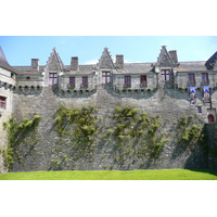 Picture France Pontivy Rohan's Dukes Castle 2007-08 3 - Lake Rohan's Dukes Castle