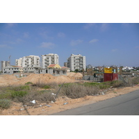 Picture Israel Rishon Le Zion 2007-06 32 - Hotel Pools Rishon Le Zion