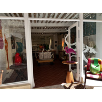 Picture France Vence 2024-04 31 - City Sight Vence