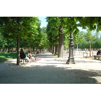 Picture France Paris Garden of Tuileries 2007-05 23 - Resorts Garden of Tuileries