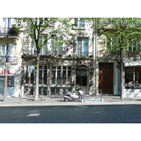 Picture France Paris 17th Arrondissement Avenue de Wagram 2007-05 12 - Walking Street Avenue de Wagram