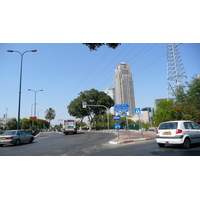 Picture Israel Tel Aviv to Ben Gurion Airport 2007-06 10 - Street Tel Aviv to Ben Gurion Airport