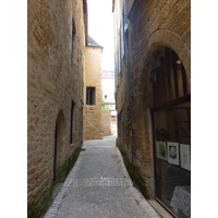Picture France Sarlat la Caneda 2009-07 22 - Walking Street Sarlat la Caneda
