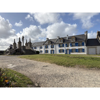 Picture France Belz 2026-04 49 - Shopping Belz