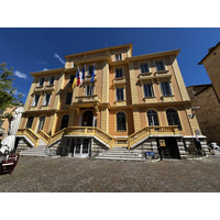 Picture France Vence 2024-04 21 - Hotel Pools Vence