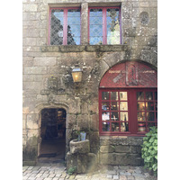 Picture France Locronan 2026-04 96 - Savings Locronan