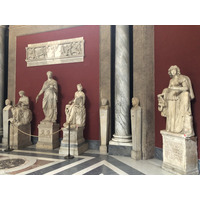 Picture Italy Rome Vatican Museum 2024-09 365 - Shopping Vatican Museum