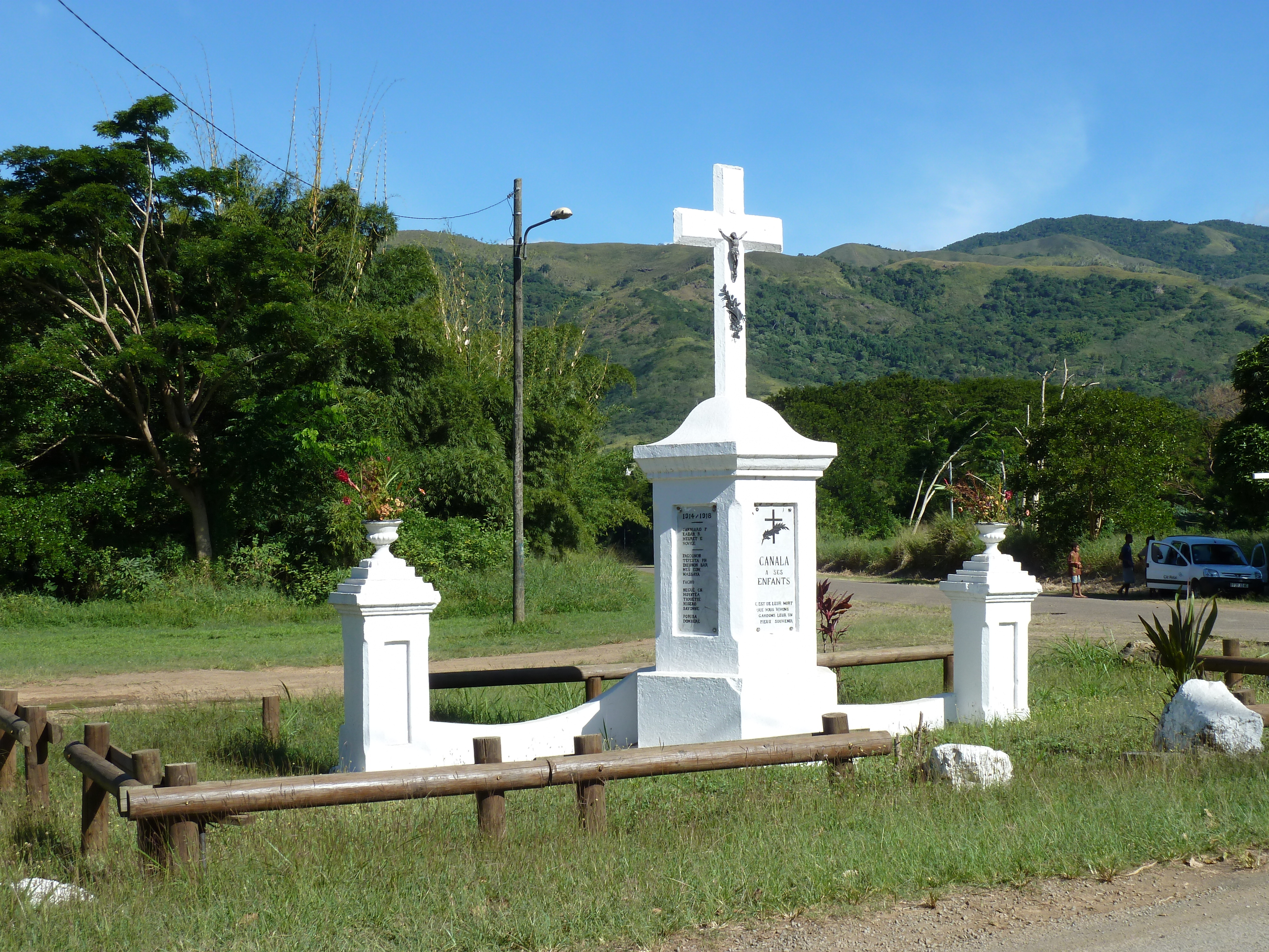 照片 新喀里多尼亚(New Caledonia) 卡纳拉至拉福阿公路(Canala to La Foa road) 2010-05 29