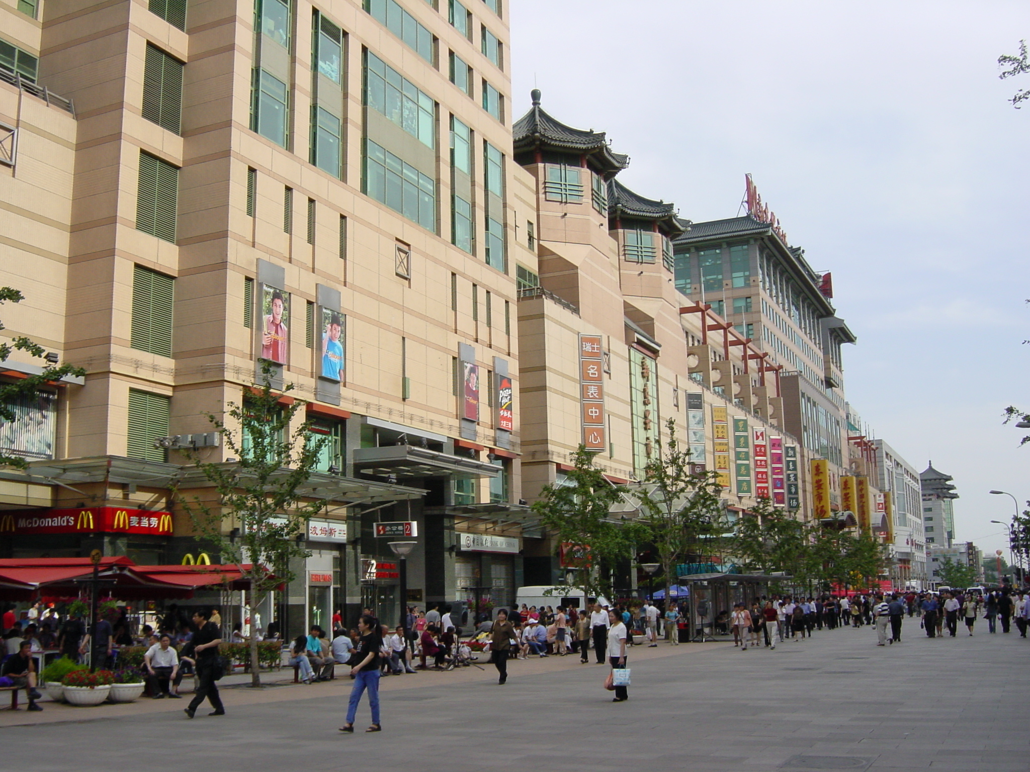 照片 中国(China) 北京(Beijing) 王府井大街(Wangfujing Street) 2002-05 24