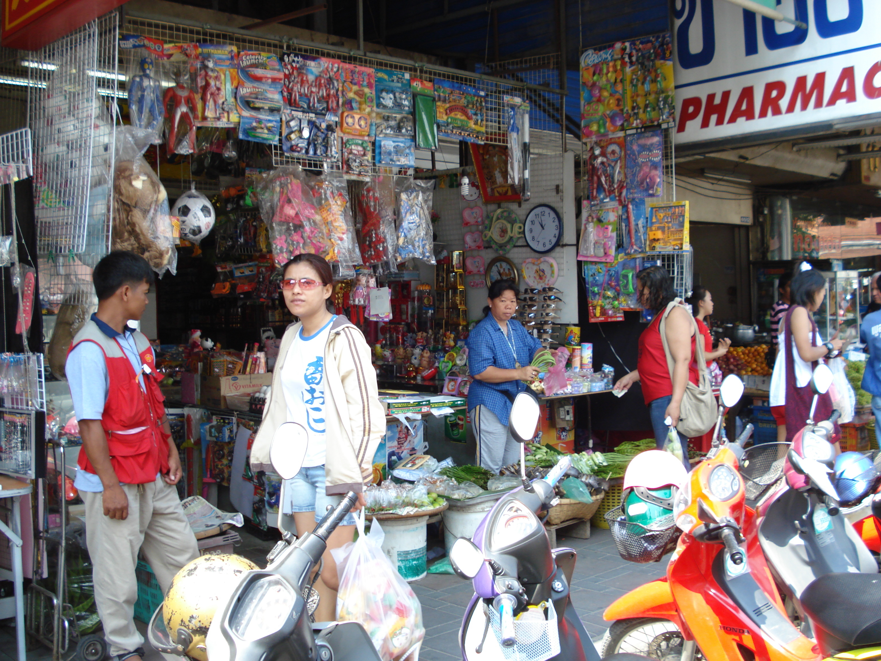 照片 泰国(Thailand) 芭提雅(Pattaya) 芭提雅南路(Pattaya Tai Road) 2007-03 21