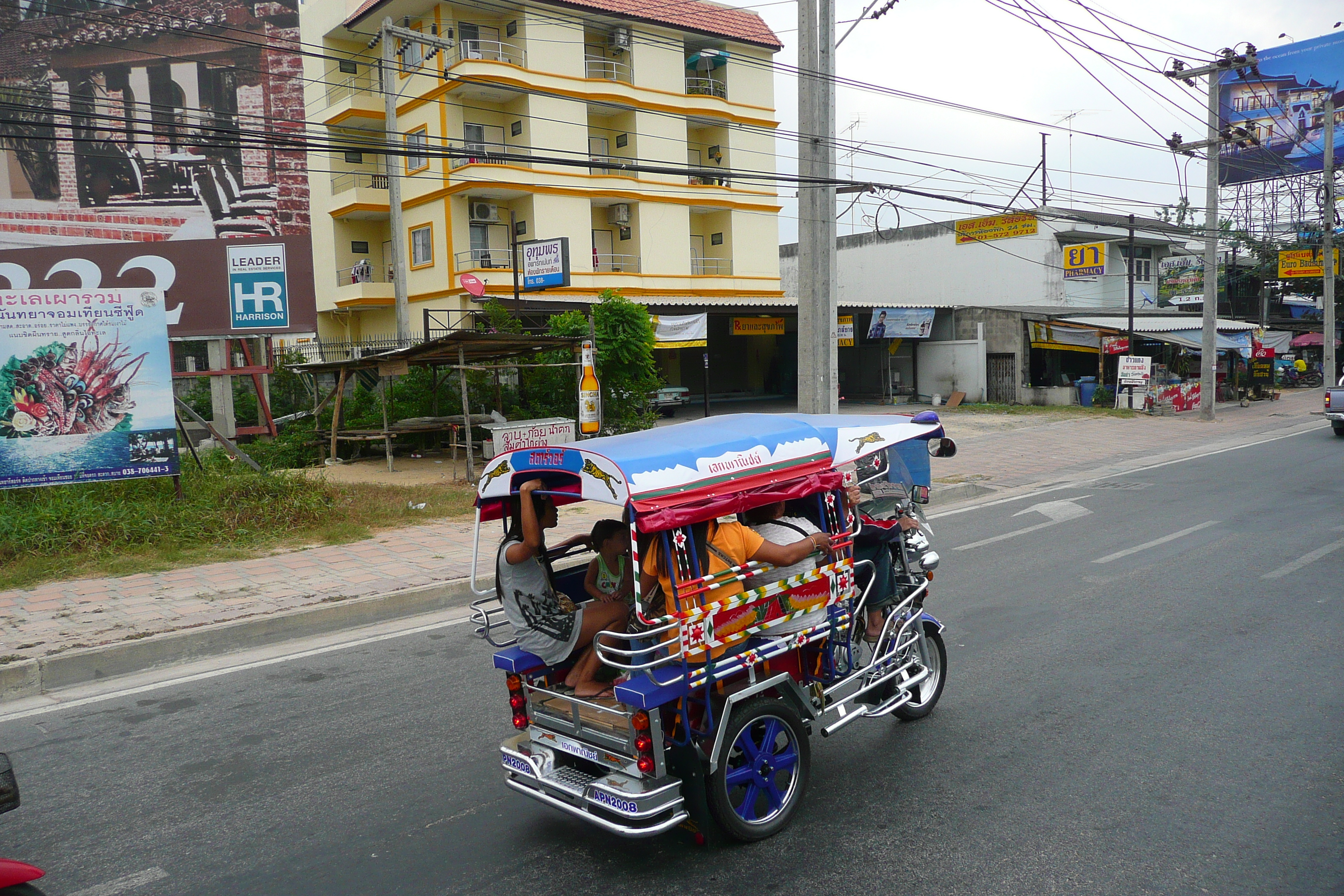 照片 泰国(Thailand) 春武里(Chonburi) 素坤逸路(Sukhumvit road) 2008-01 75