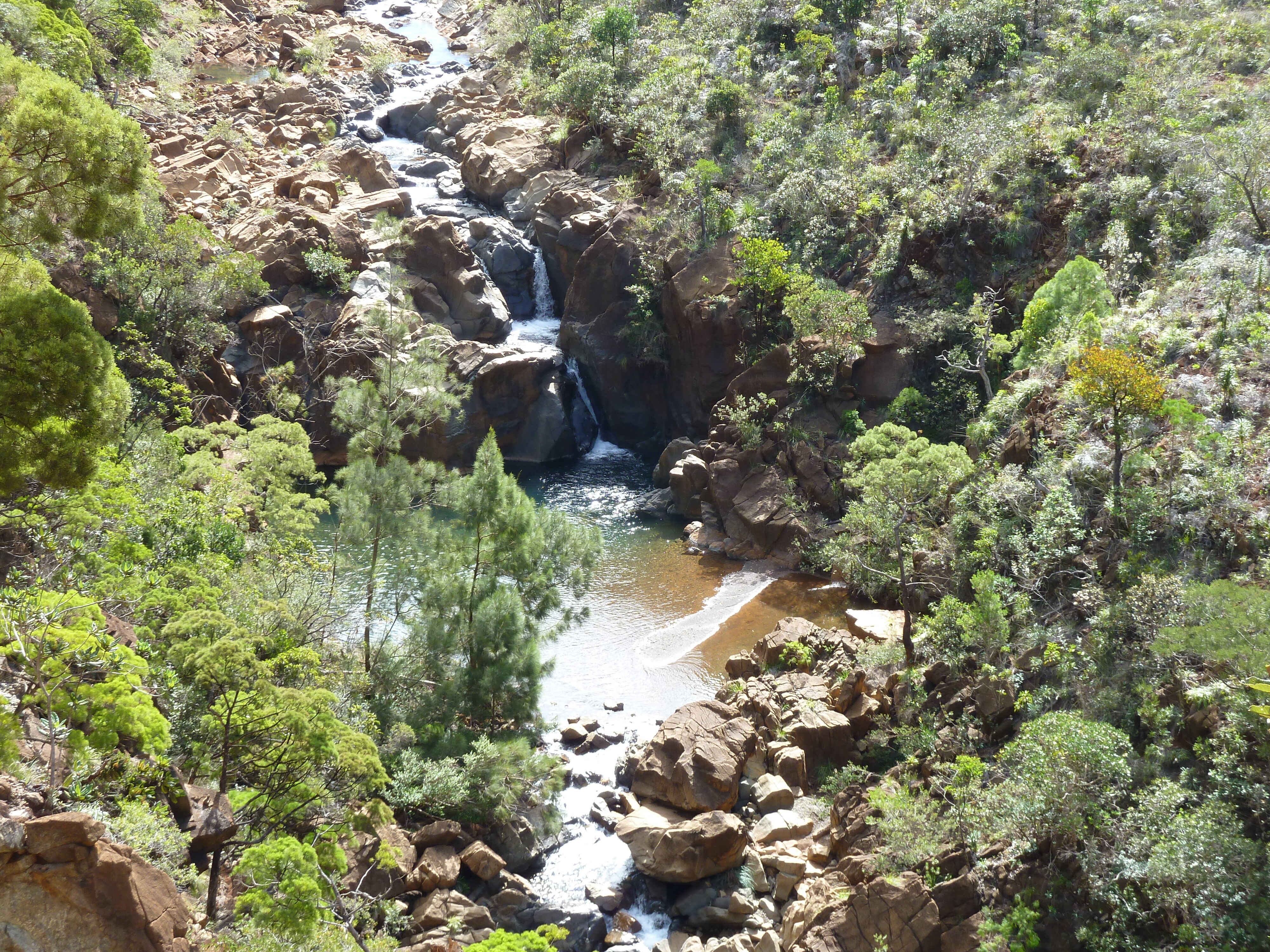 照片 新喀里多尼亚(New Caledonia) 蒂奥至卡纳拉公路(Thio to Canala road) 2010-05 13