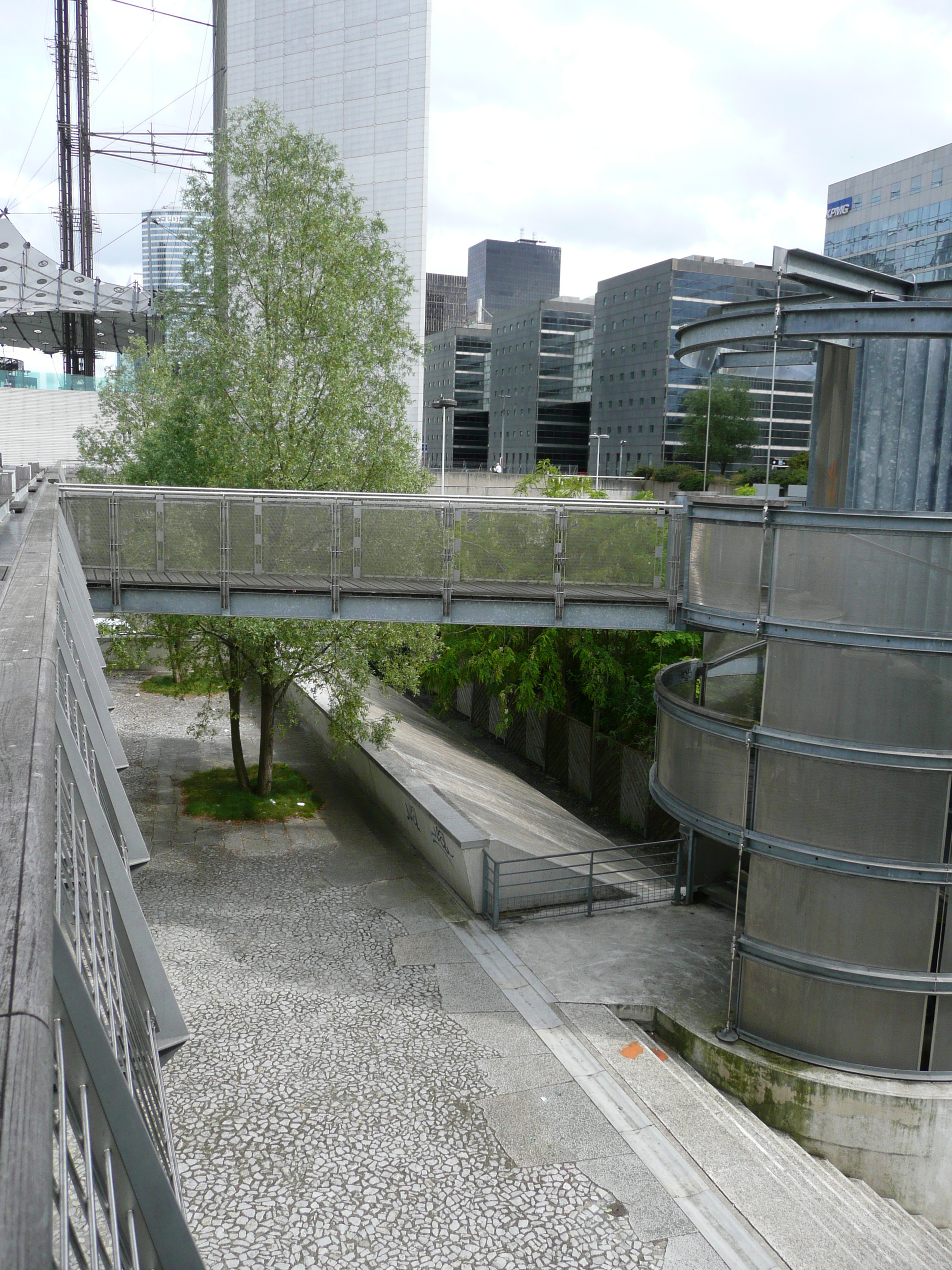 照片 法国(France) 巴黎(Paris) 拉德芳斯(La Defense) 2007-05 244