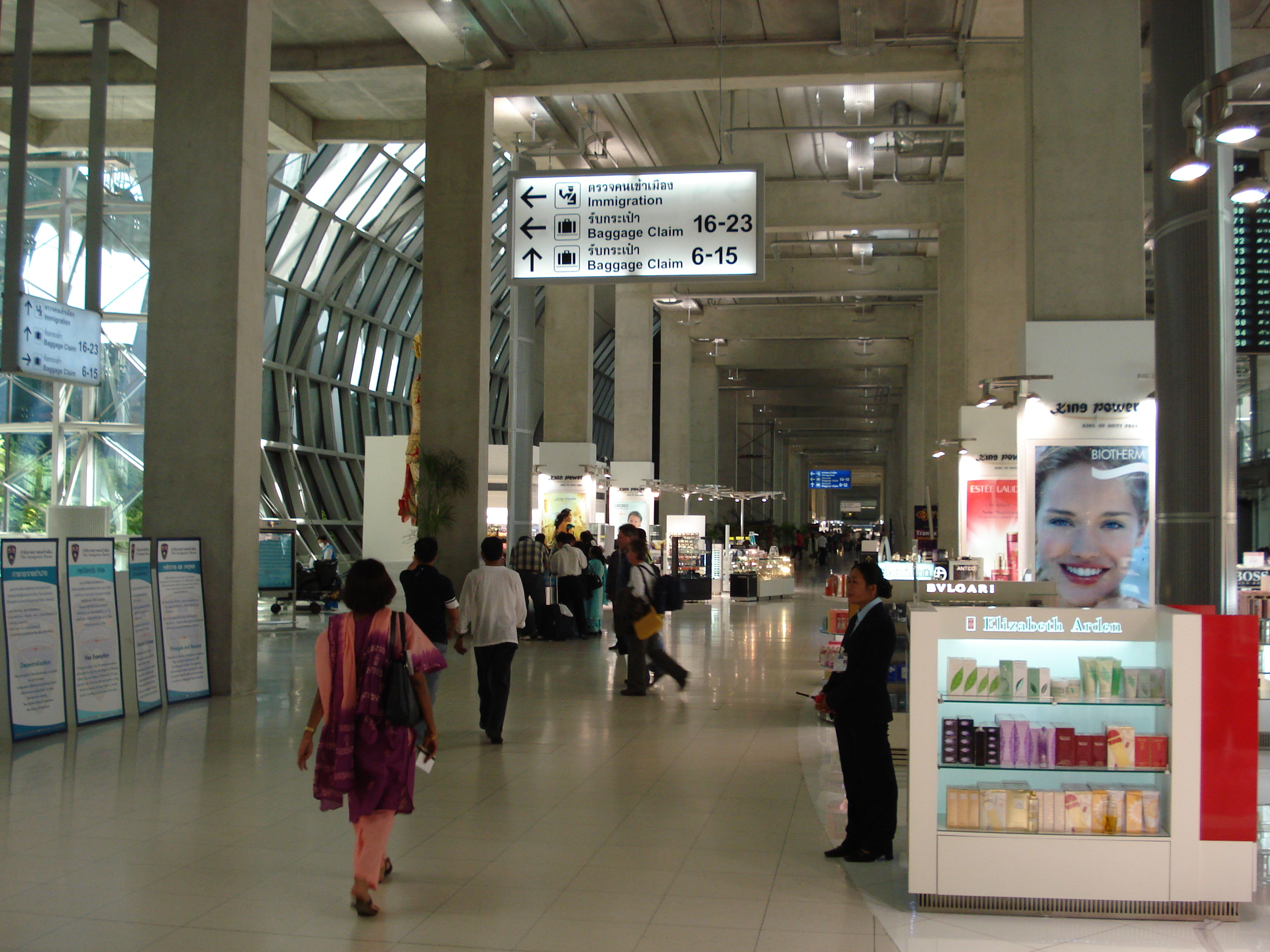 照片 泰国(Thailand) 曼谷(Bangkok) 素万那普机场(Suvarnabhumi Airport) 2007-02 34