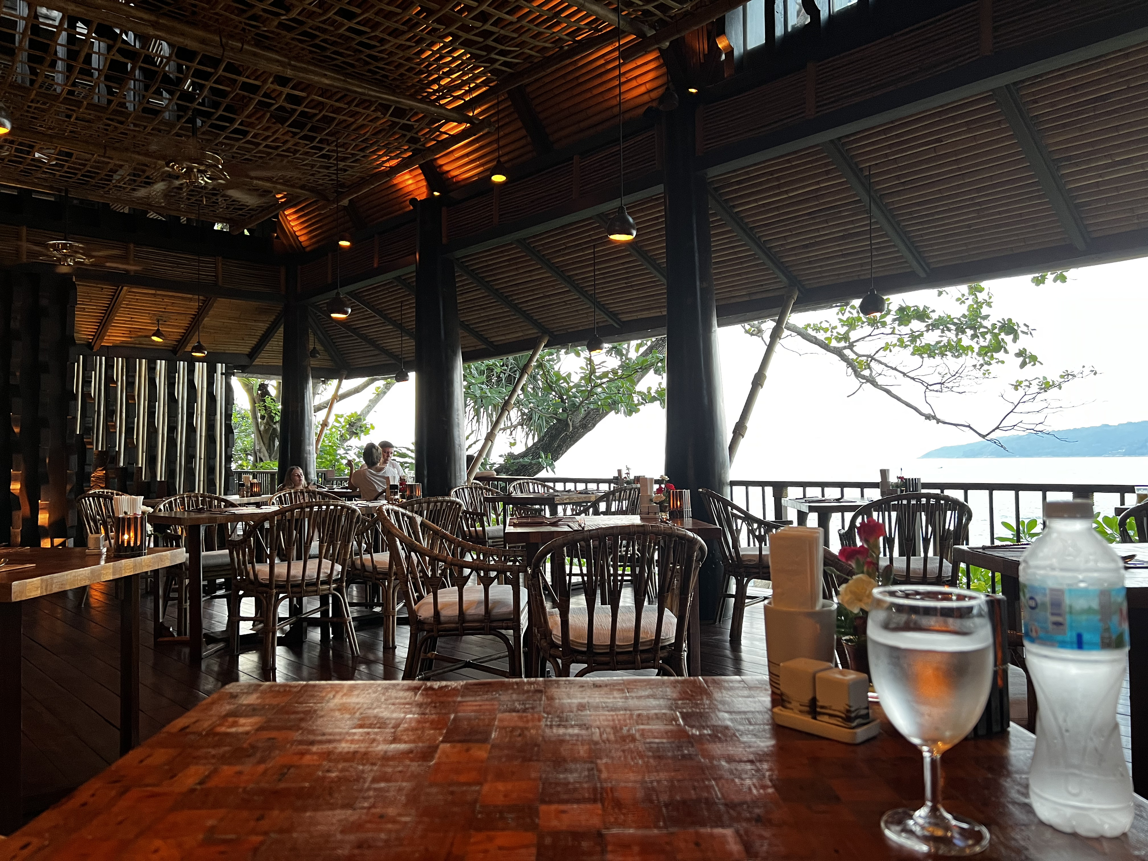 照片 泰国(Thailand) 普吉岛(Phuket) 卡伦海滩(Karon Beach) 岩石上餐厅(On the rock Restaurant) 2021-12 61