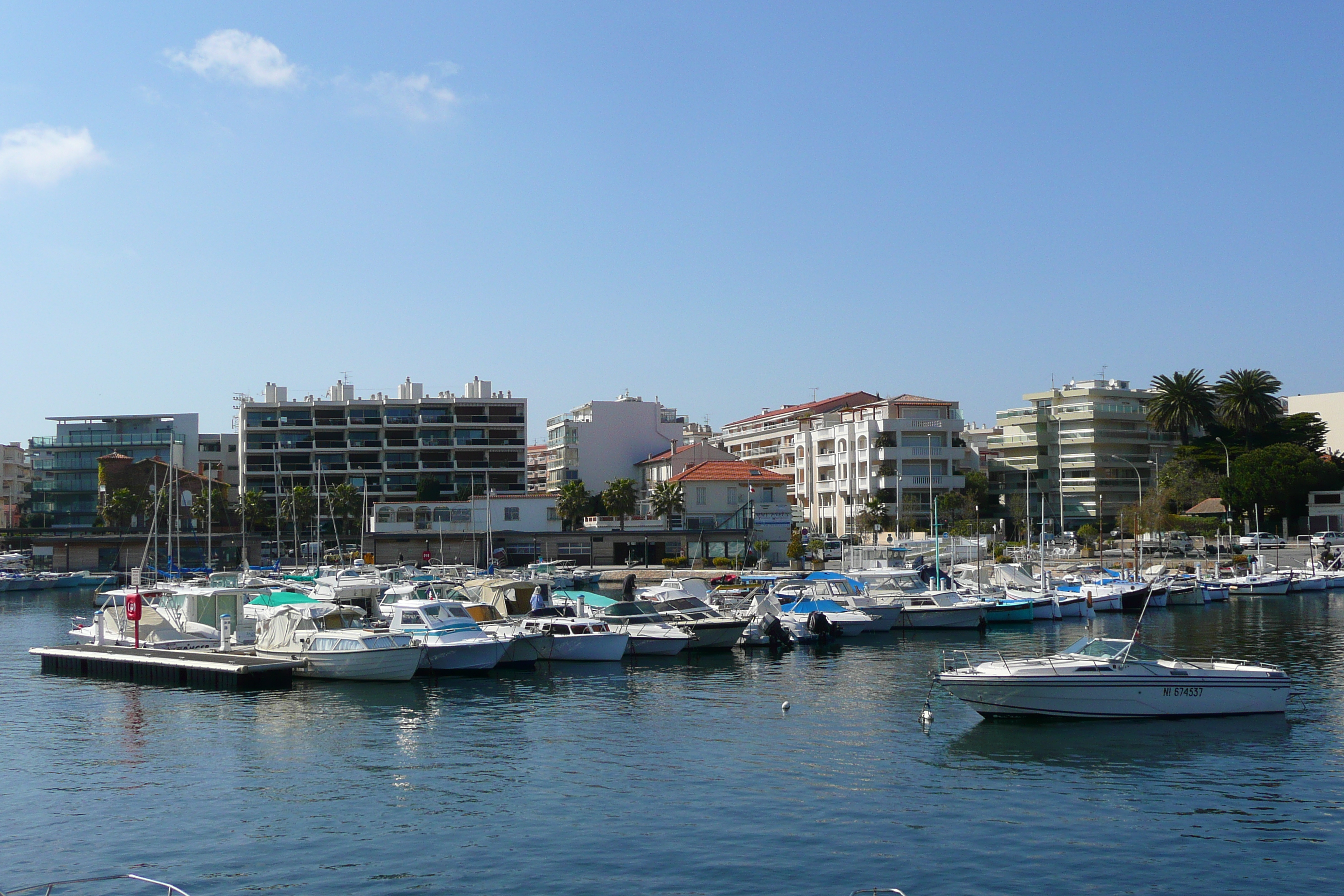 照片 法国(France) 戛纳(Cannes) 加扎涅尔海滩(Plage Gazagnaire) 2008-03 30
