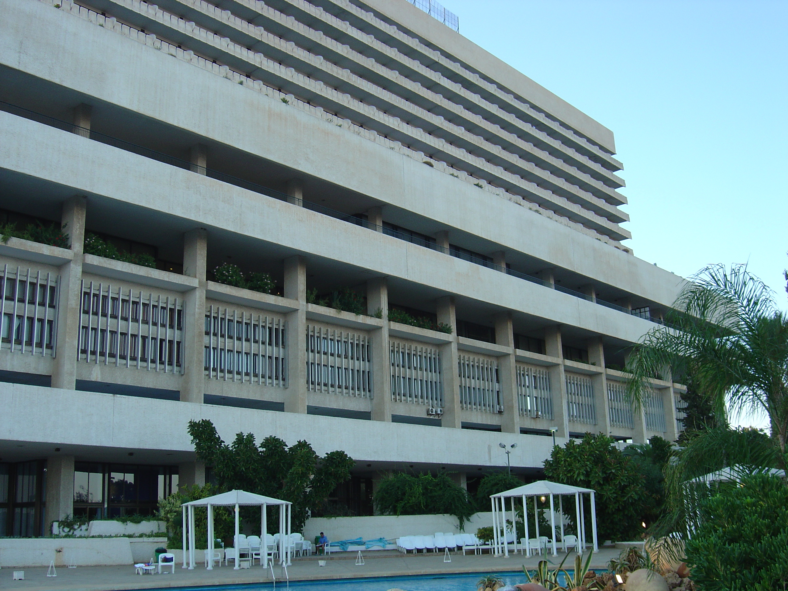 照片 阿尔及利亚(Algeria) 阿尔及尔(Algiers) 奥拉西酒店(El Aurassi Hotel) 2004-09 12