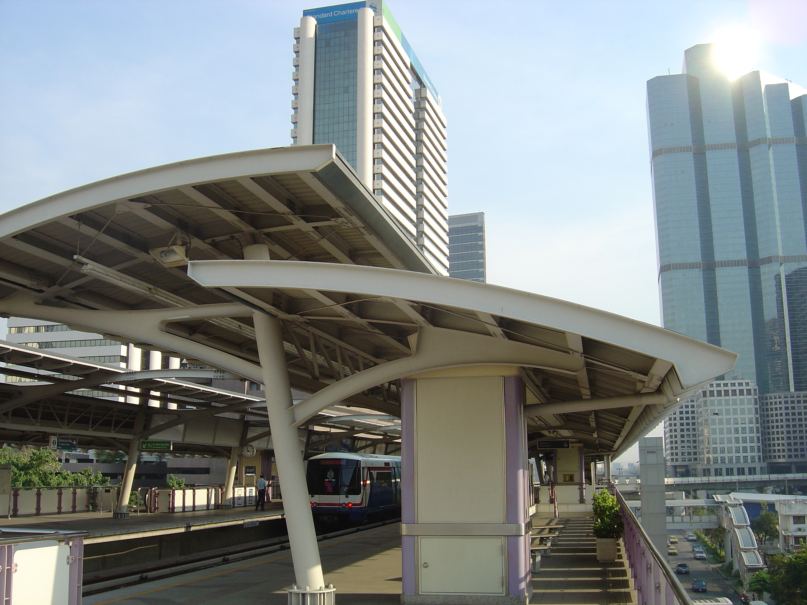 照片 泰国(Thailand) 曼谷(Bangkok) 轻轨(Sky Train) 2004-12 18