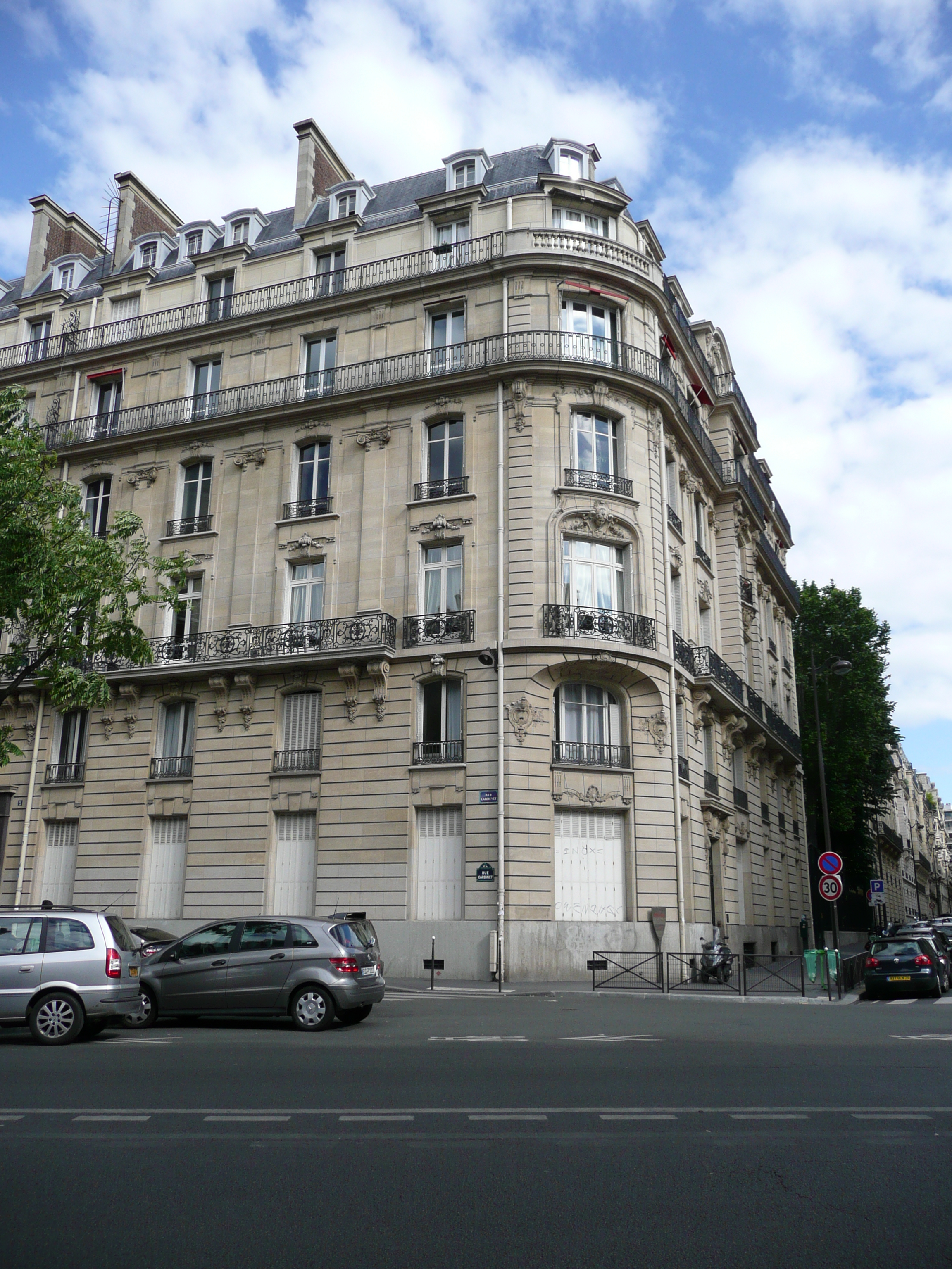 照片 法国(France) 巴黎(Paris) 第十七区(17th Arrondissement) 瓦格拉姆大街(Avenue de Wagram) 2007-05 18