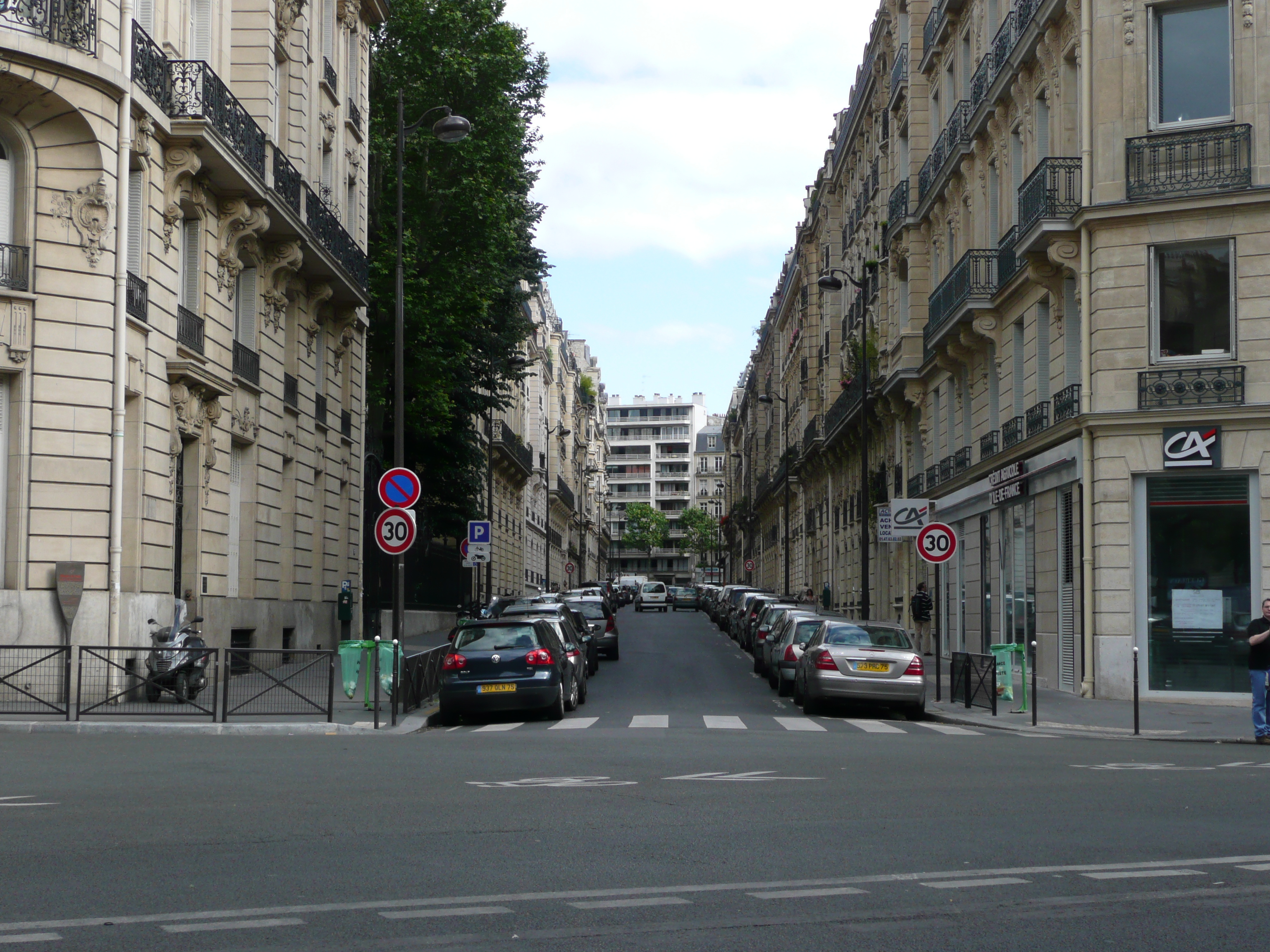 照片 法国(France) 巴黎(Paris) 第十七区(17th Arrondissement) 瓦格拉姆大街(Avenue de Wagram) 2007-05 25