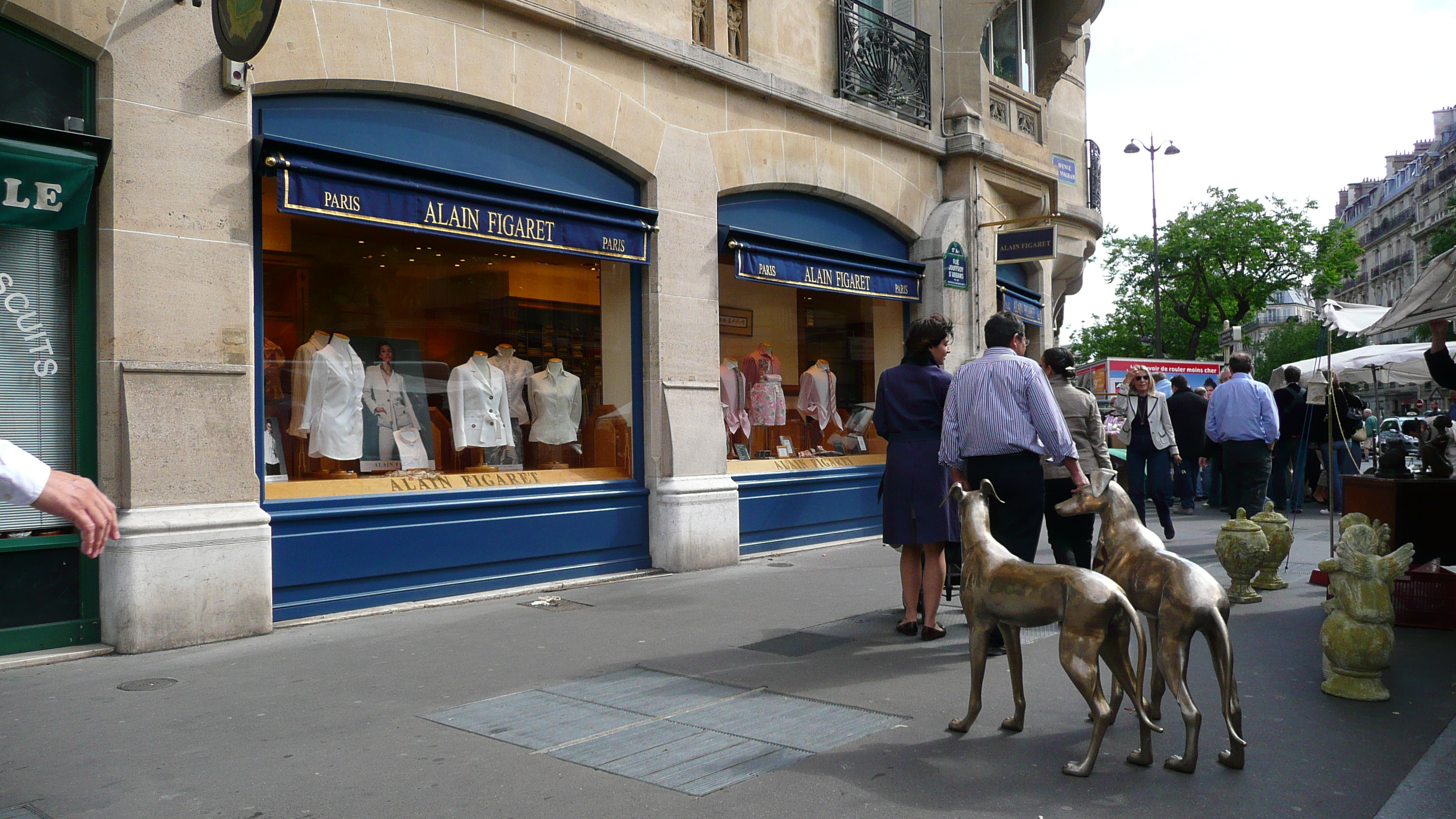 照片 法国(France) 巴黎(Paris) 第十七区(17th Arrondissement) 茹弗鲁瓦·达邦街(Rue Jouffroy d'Abbans) 2007-05 21
