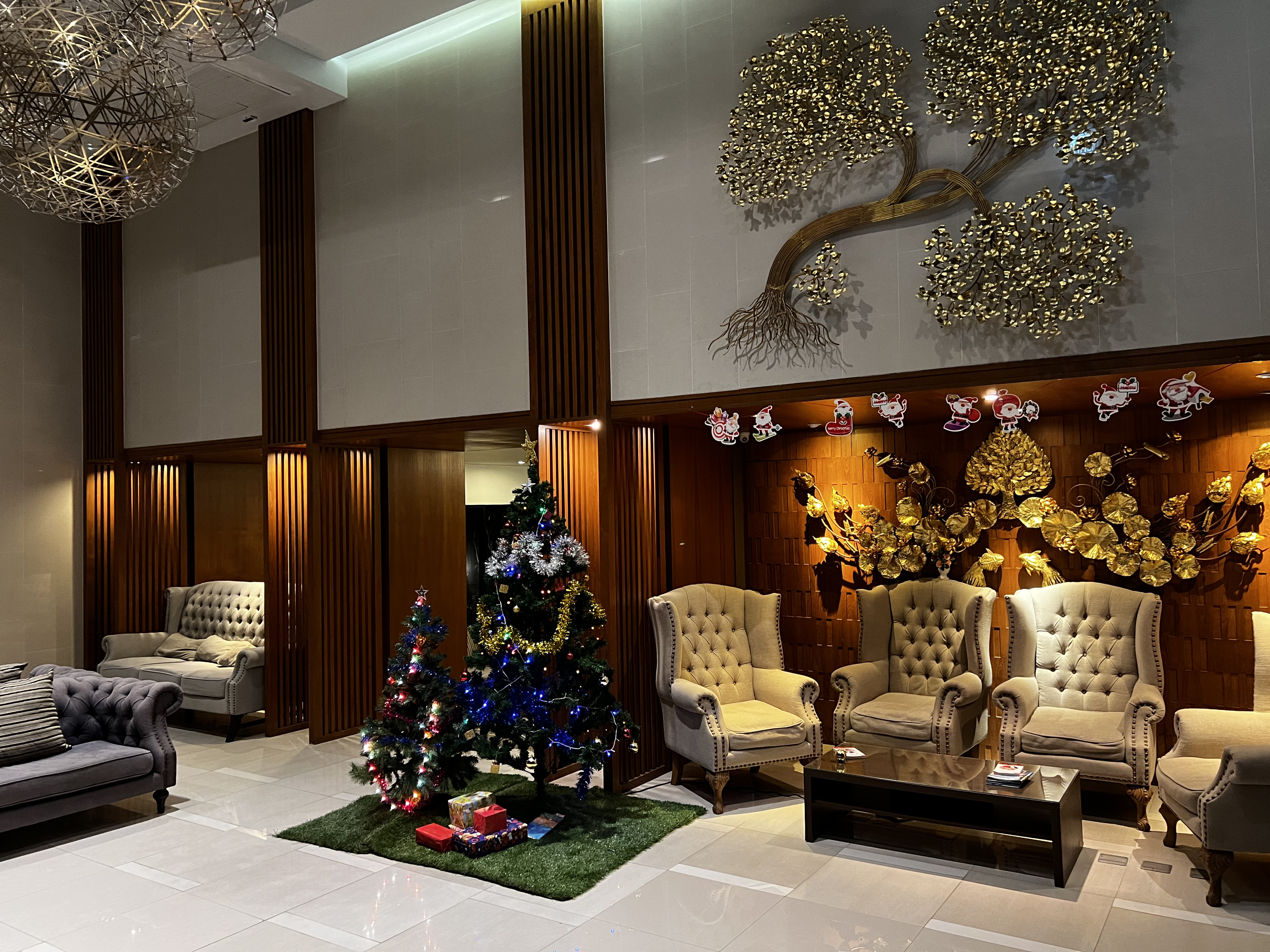 照片 泰国(Thailand) 普吉岛(Phuket) 苏林海滩(Surin Beach) 阿里斯托度假村(The Aristo Resort) 2021-12 11